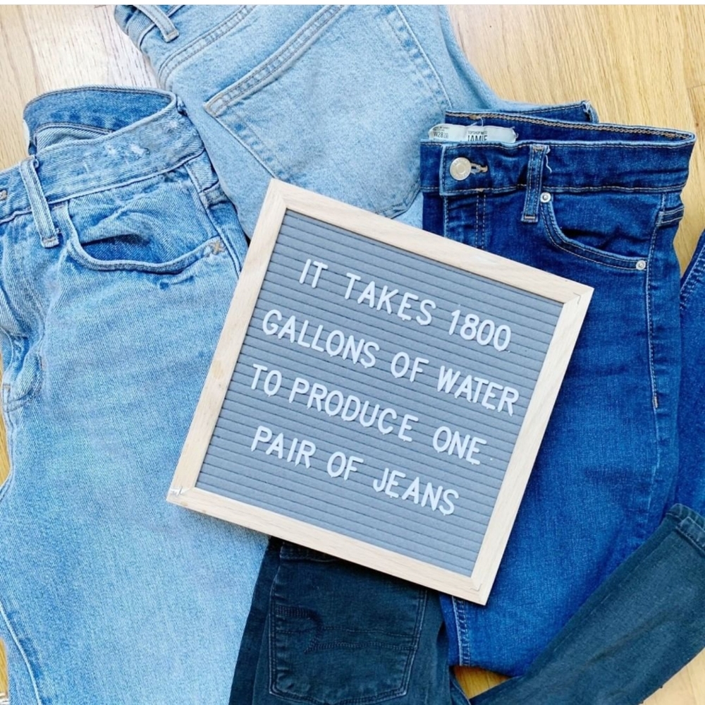 Save the world: Buy recycled Jeans! Pre💚 👖 🔄